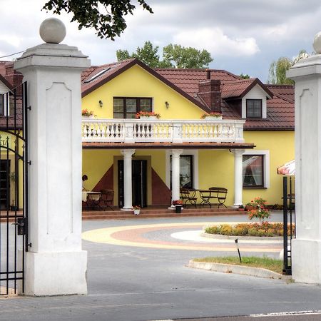 Zacisze Hotel Ulan Екстериор снимка