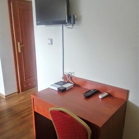 Zacisze Hotel Ulan Екстериор снимка