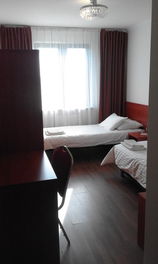 Zacisze Hotel Ulan Екстериор снимка